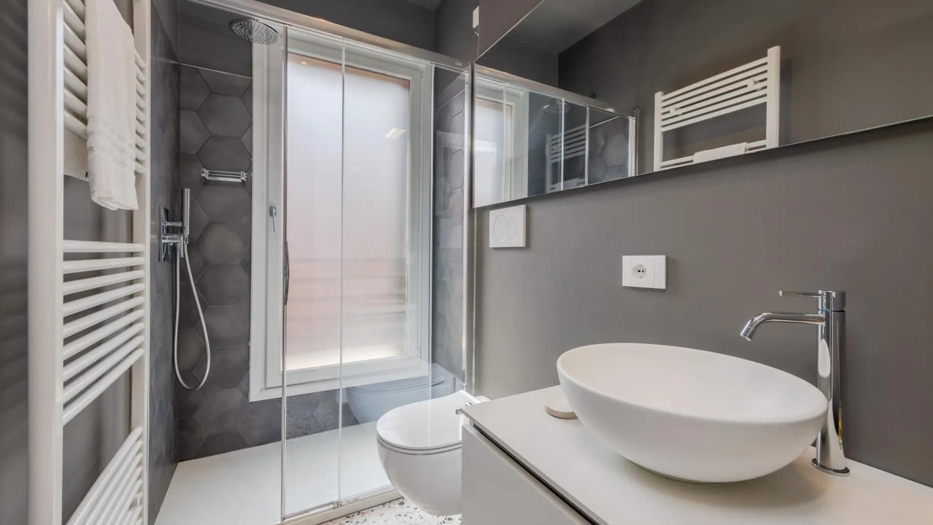 Appartement Tadomo - Corte Del Cafetier Venetië